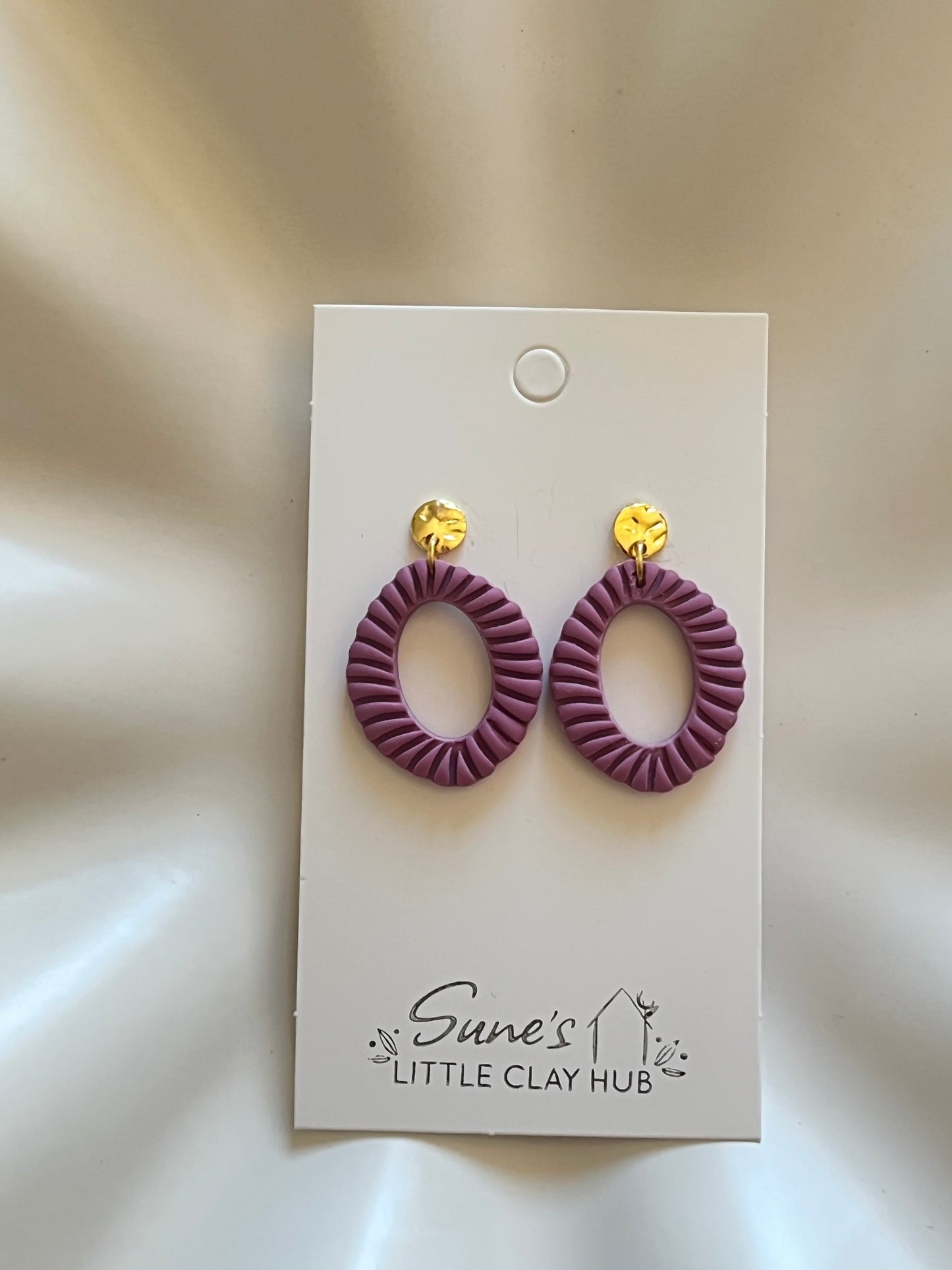 Striped Oval