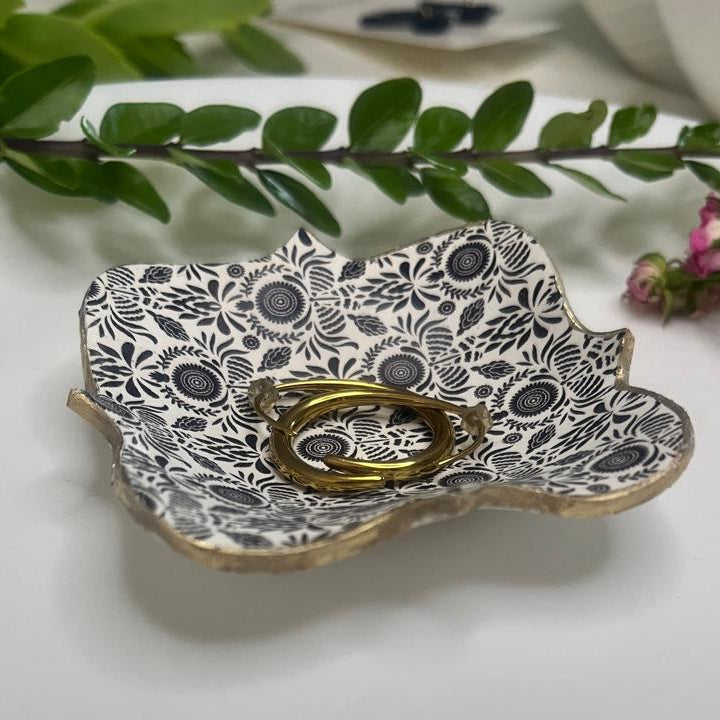 Trinket Dish Blue and White Square Diamond